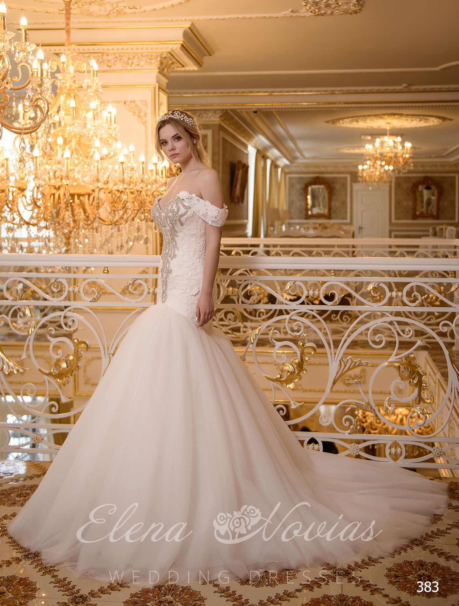 Elegant wedding dress Godet from Elenanovias